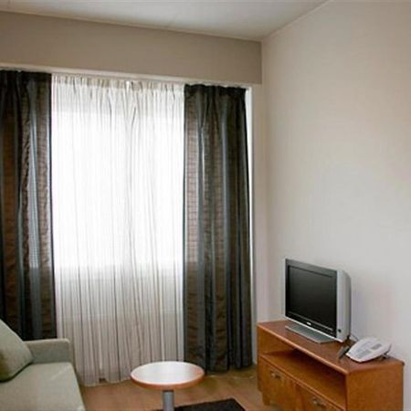 Hotelli Raahen Hovi Экстерьер фото