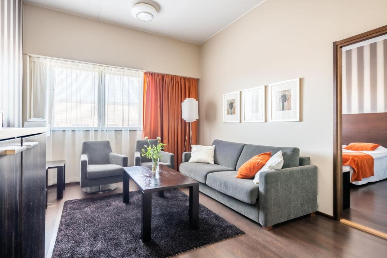 Hotelli Raahen Hovi Экстерьер фото