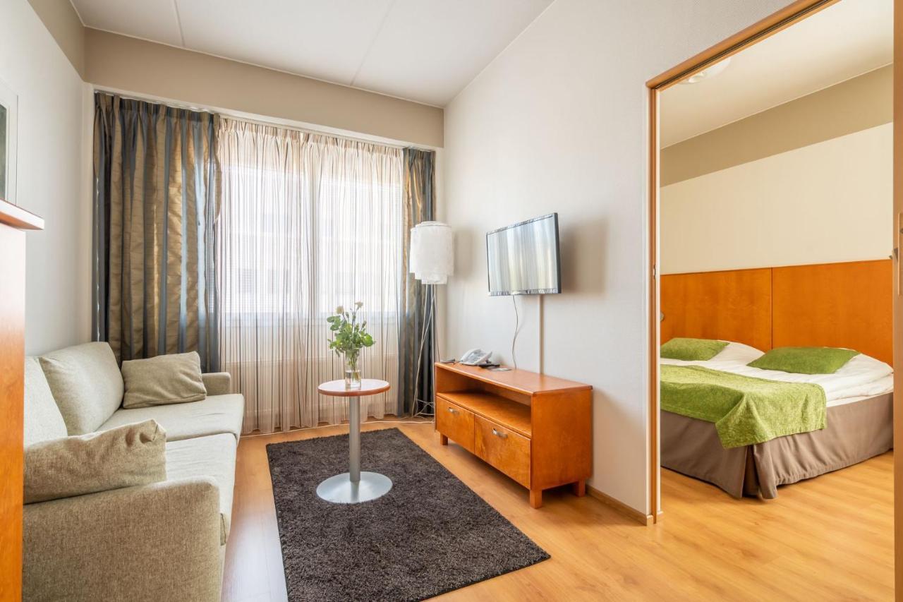Hotelli Raahen Hovi Экстерьер фото
