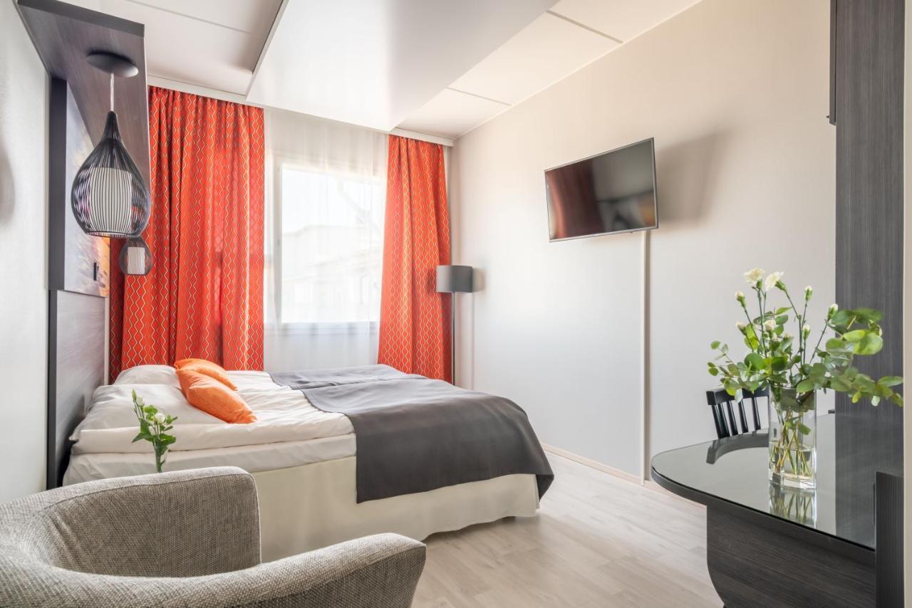 Hotelli Raahen Hovi Экстерьер фото