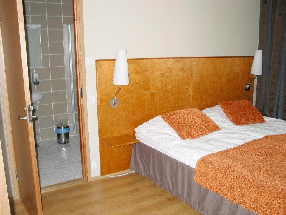 Hotelli Raahen Hovi Экстерьер фото